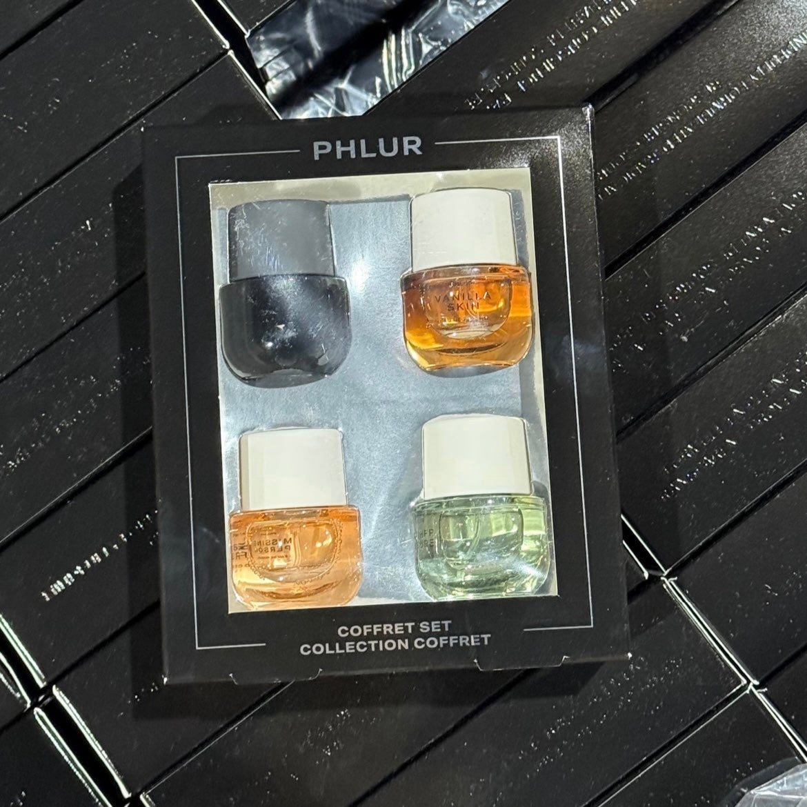 PHLUR Mini Perfume Sampler Set