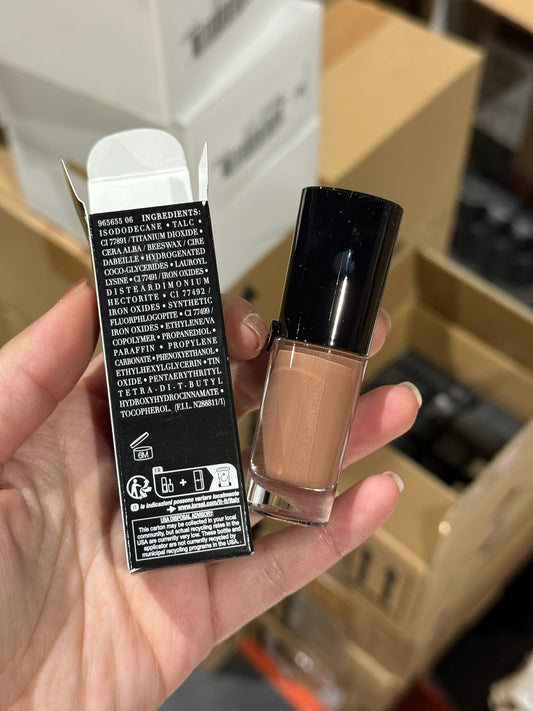 ARMANI BEAUTY
Eye Tint Long-Lasting Liquid Eyeshadow #22m