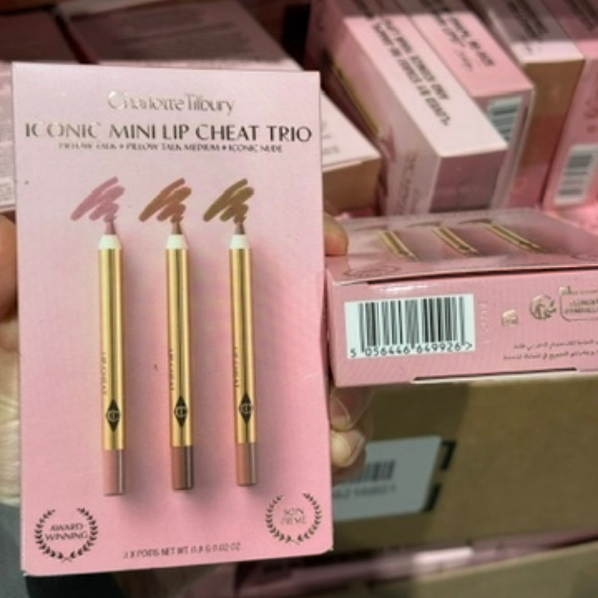 Charlotte Tilbury 
Mini Iconic Lip Cheat Lip Liner Trio