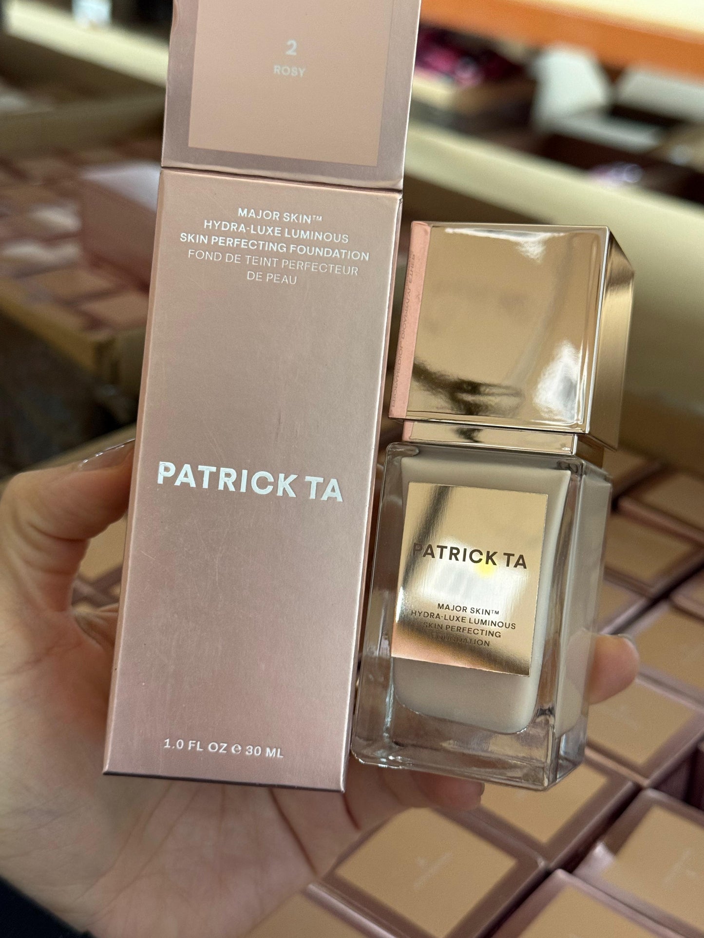 PATRICK TA 
Major Skin Hydra-Luxe Luminous Skin Perfecting Foundation For Natural Glow