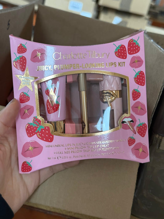 Charlotte Tilbury 
Juicy, Plumper-Looking Lips Kit
