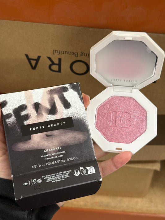 Fenty Beauty by Rihanna 
Mini Killawatt Freestyle Highlighter