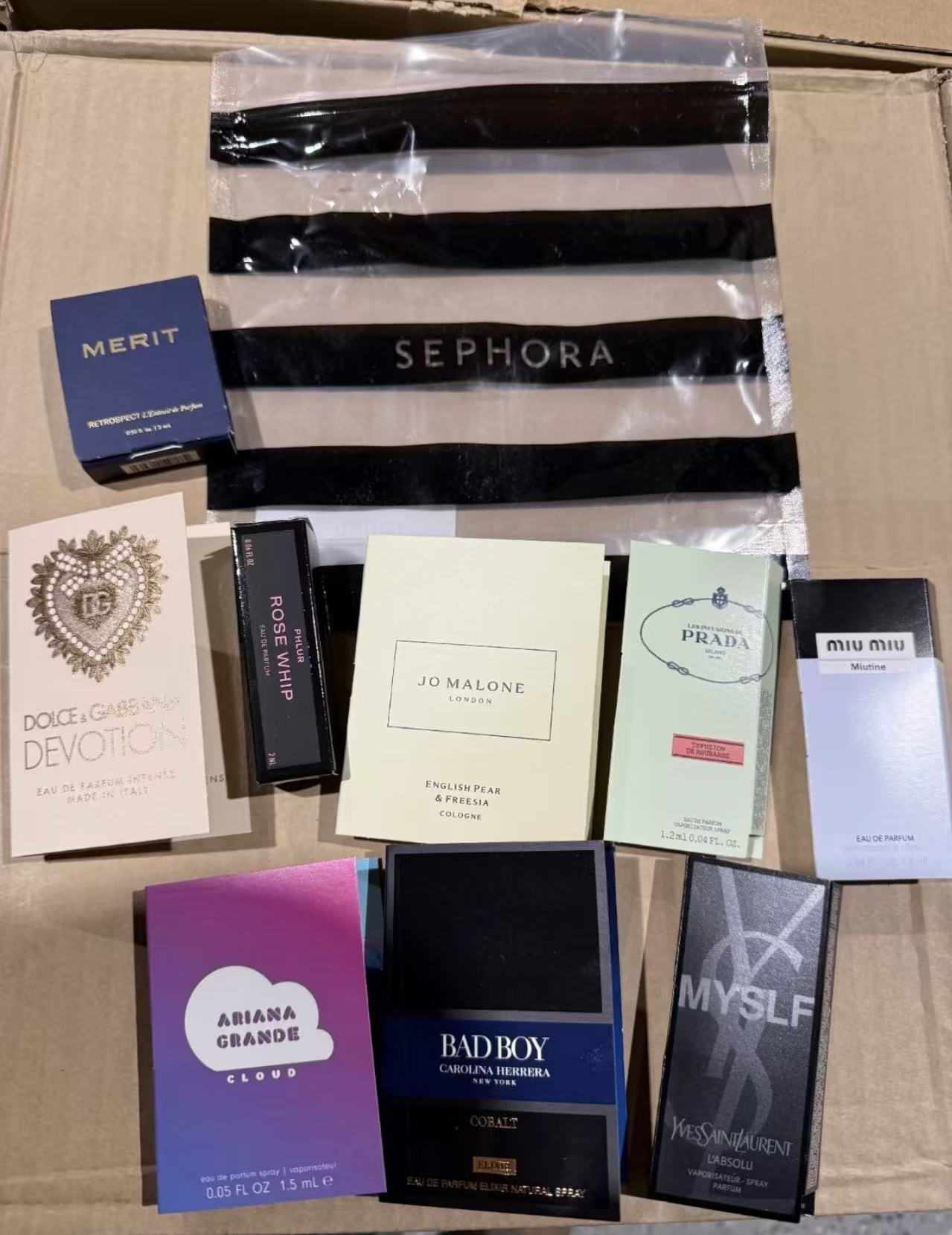 Sephora fragrance sample bag
