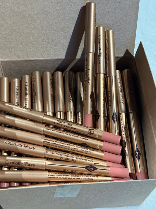 100×Charlotte tilbury lipliner 0.8g #pillow talk
